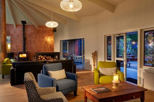 Awaroa Resort | Awaroa Lodge