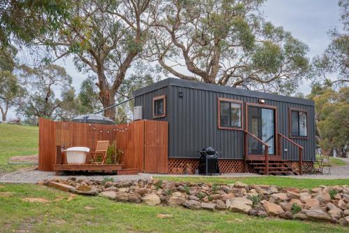 Mount Jagged Bed & Breakfast | Away At Ancell