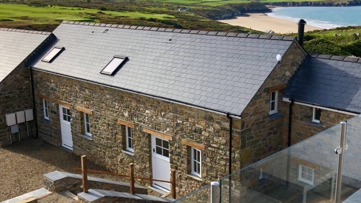 St Brides Cottage | Awel y Môr - 3 Bedroom Cottage - Whitesands