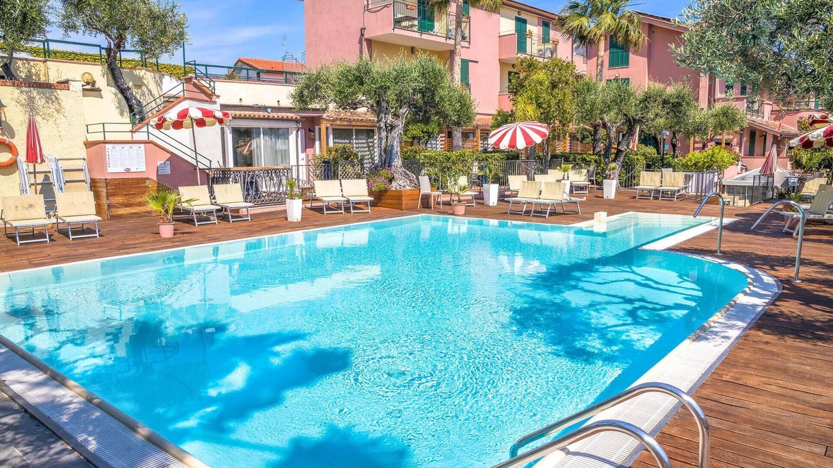 Poggi Apartment | Awesome apartment in Imperia IM