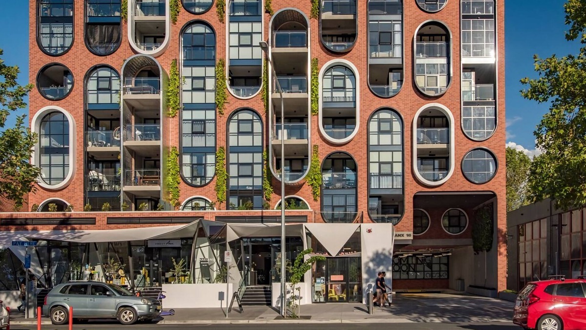 Braddon Apartment | Awesome Brooklyn Inspired Stay - Mt Ainslie View