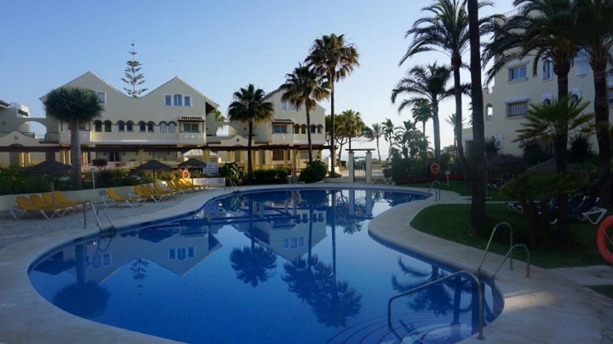 Nikki Beach Apartment | AWESOME FIRST LINE BEACH APARTMENT