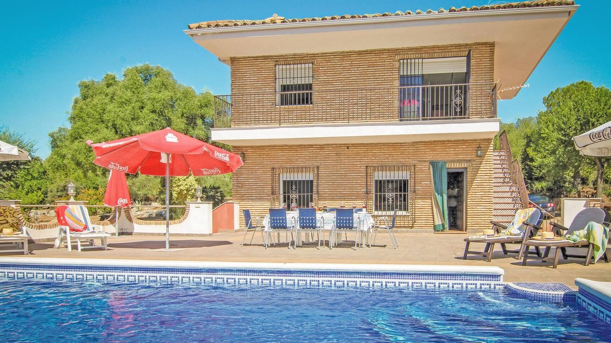 Almodovar del Rio House | Awesome home in Almodóvar del Río