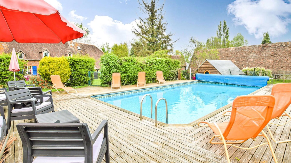 Vieux-Pont-en-Auge House | Awesome home in St Pierre en Auge