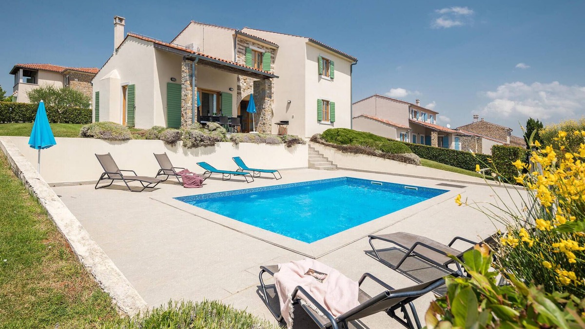 Baredine House | Awesome home in Baredine