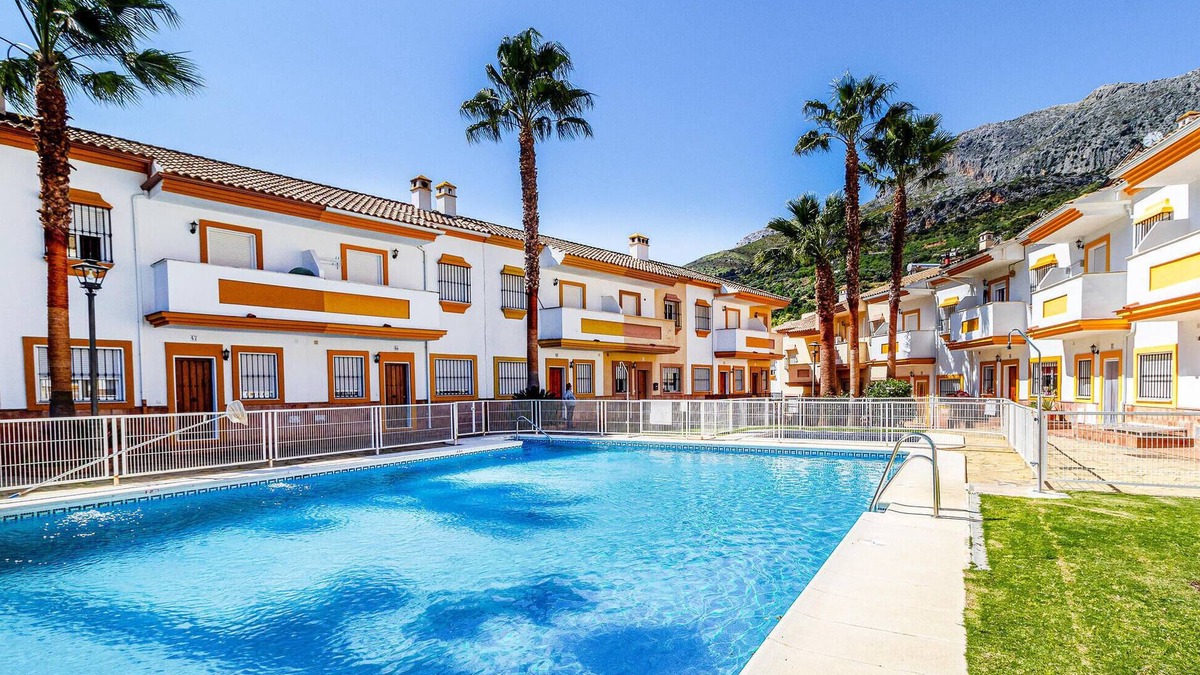 Benaojan House | Awesome home in Benaoján