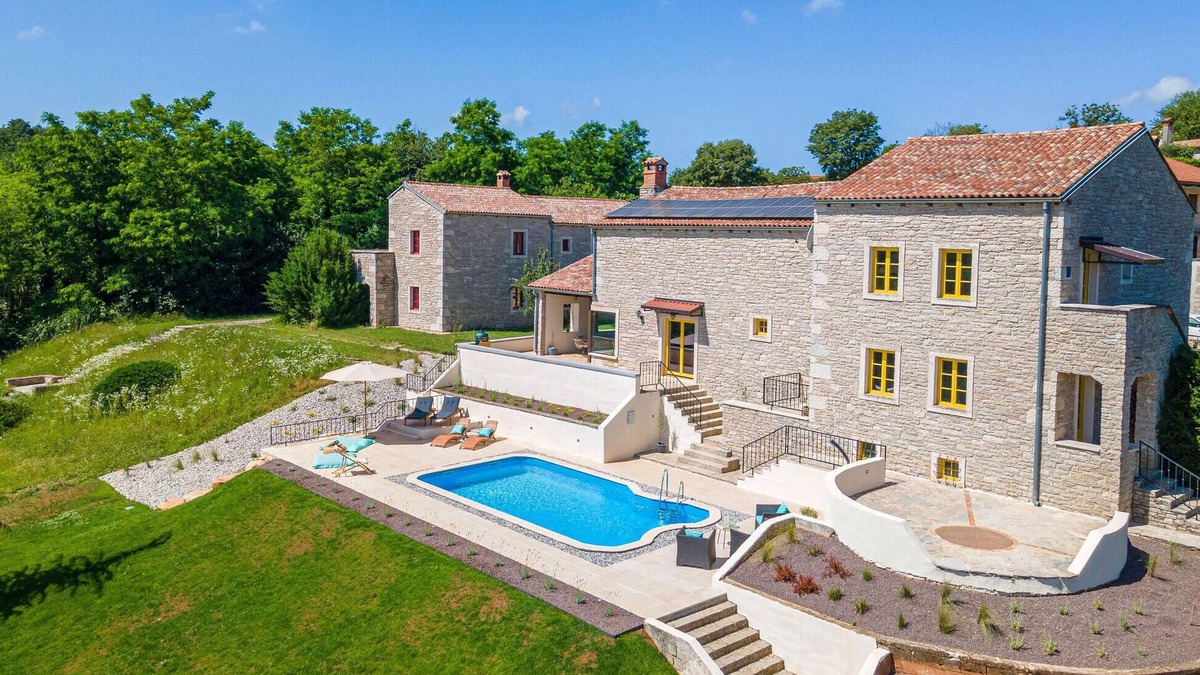 Kircija House | Awesome home in Brajkovici with sauna