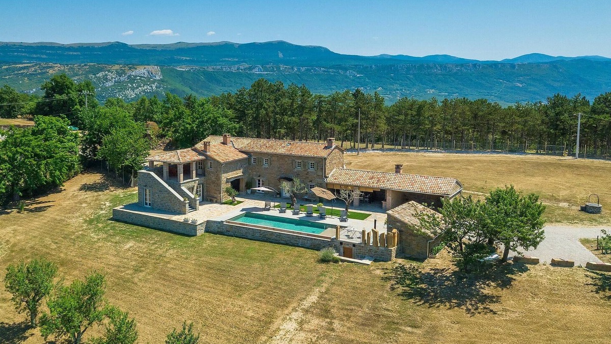 Buzet House | Awesome home in Buzet