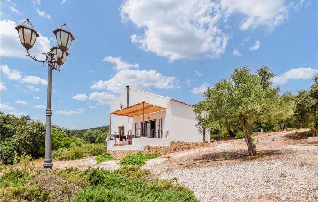 Estepa House | Awesome Home In Estepa With Kitchenette