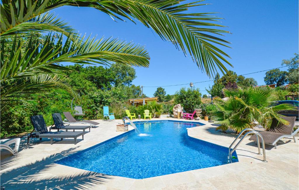 Petreto-Bicchisano House | Awesome Home In Petreto Bicchisano