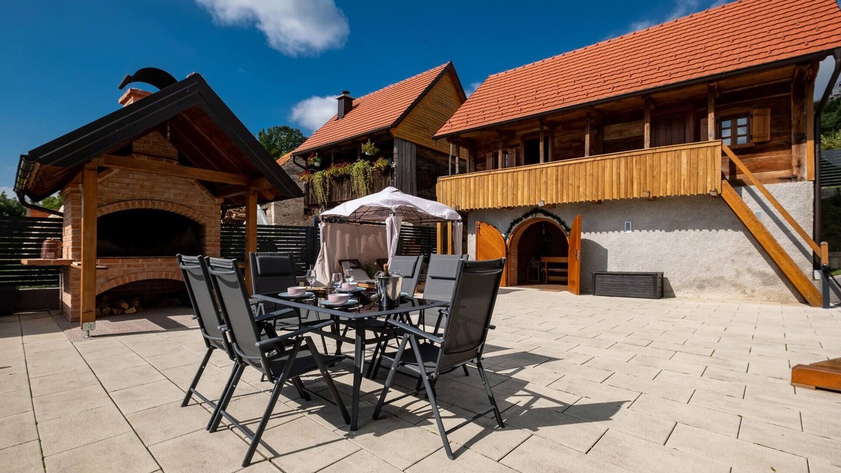 Jastrebarsko House | Awesome home in Jastrebarsko