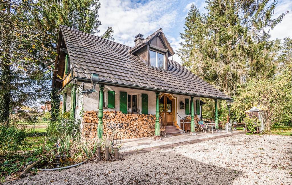 Knringue House | Awesome Home In Knoeringue With Sauna