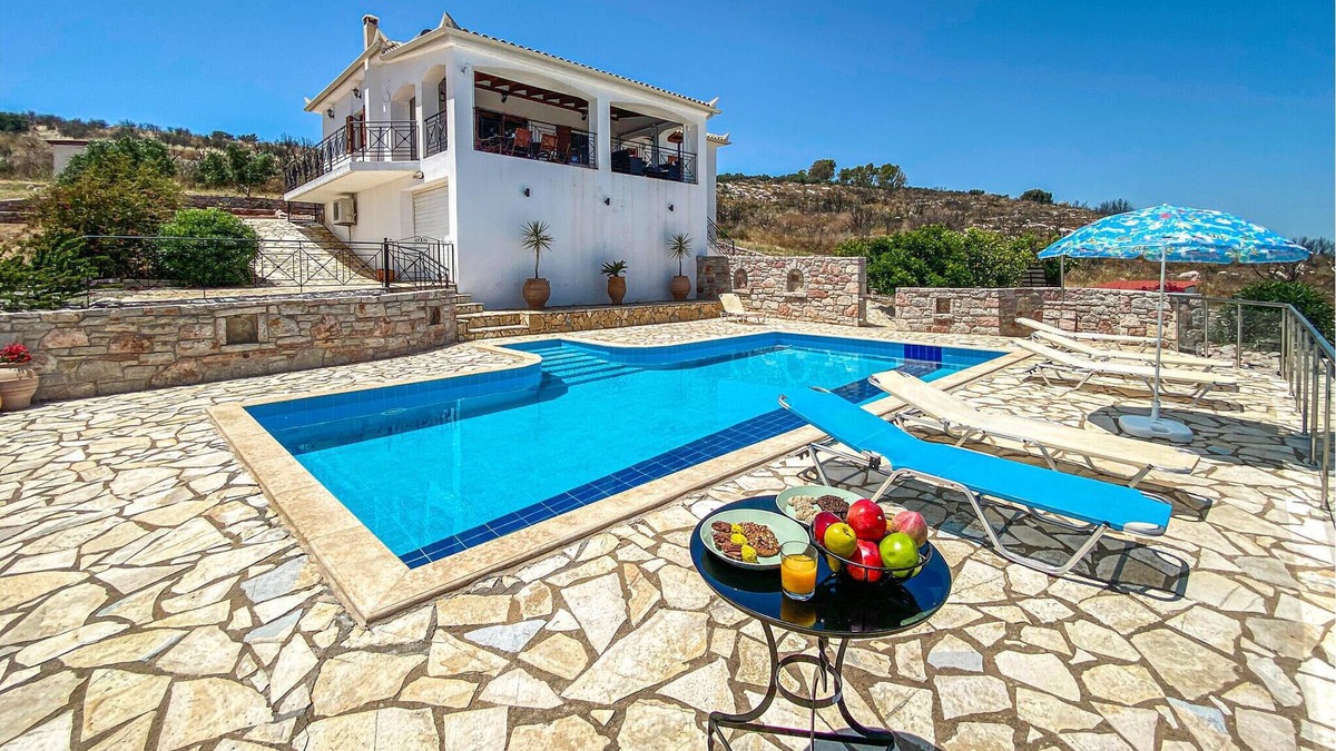 Pylos-Nestoras House | Awesome Home in Koroni With Outdoor Swimming Pool, Wifi and 4 Bedrooms