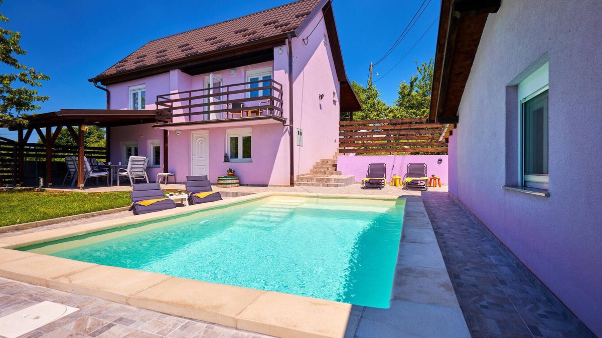 Klake House | Awesome home in Samobor