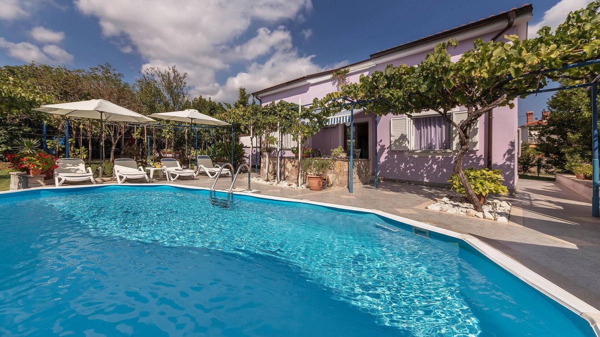 Vinez House | Awesome home in Vinez with WiFi