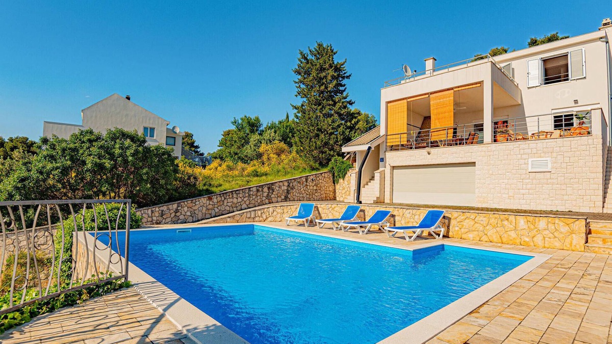 Zaboric House | Awesome home in Zaboric with WiFi