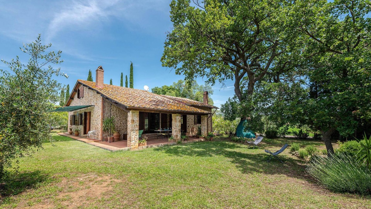 Massa Marittima House | Awesome home in Massa Marittima GR