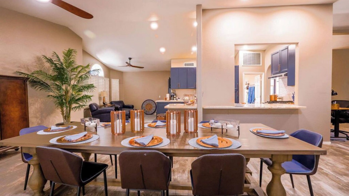 Oakwood House | AZ Dream Golf Vacation 2 BR 2 bath house optional casita Oakwood Country Club