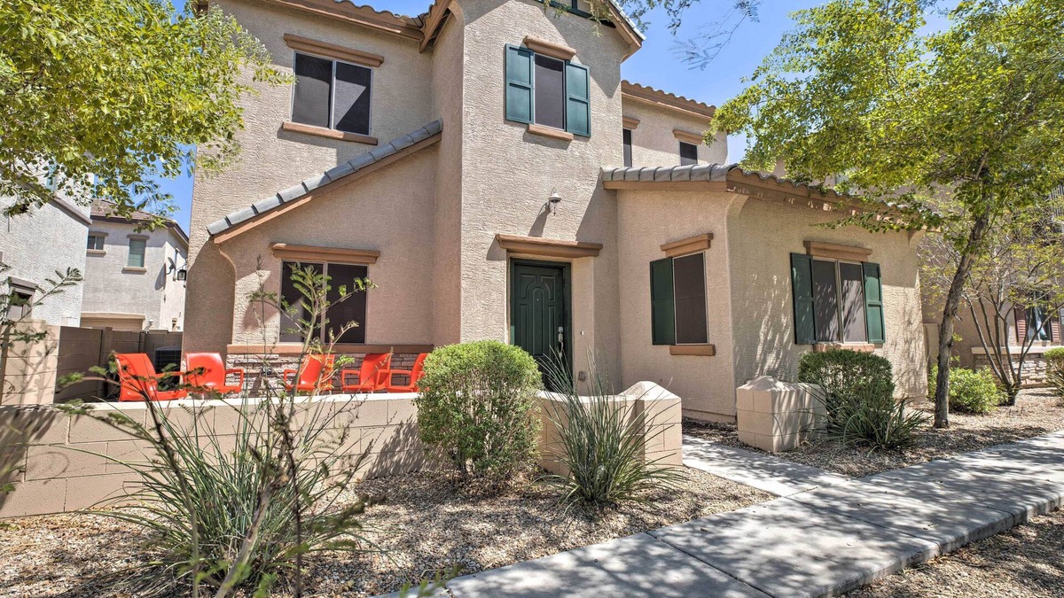 Casa Del Rey at Camino a Lago House | AZ Home w/ Smart TV, AC, Kitchen & Pool Access!