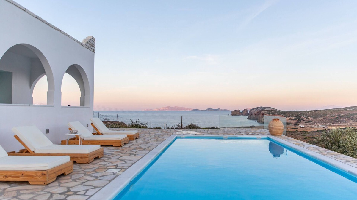 Naxos Villa | Azaland holiday house, a land to escape, a land to explore, a house to live!