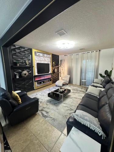 Azalea Park House | Azalea home