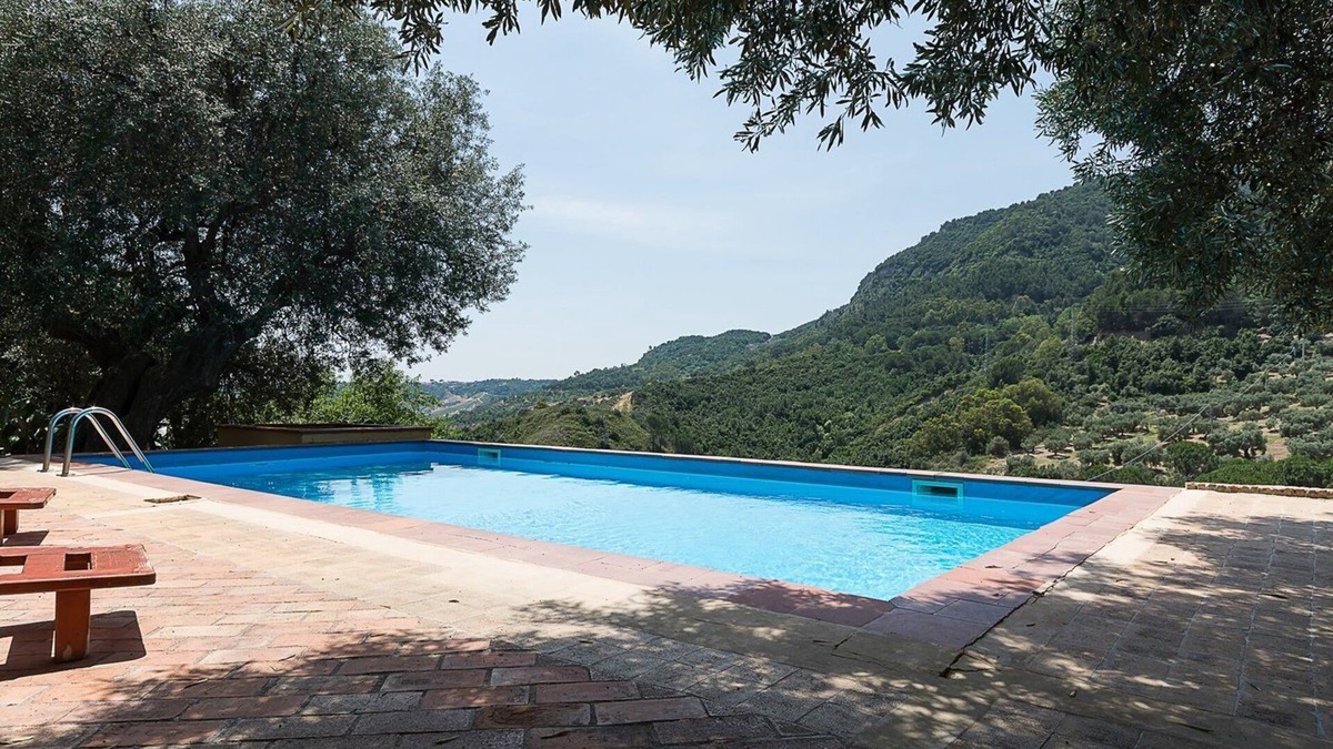 Santa Severina House | Azienda Agrituristica Le Puzelle