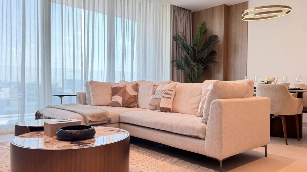 Saadiyat Cultural District Apartment | Azure Bliss: 1BR Retreat Near Saadiyat Attractions