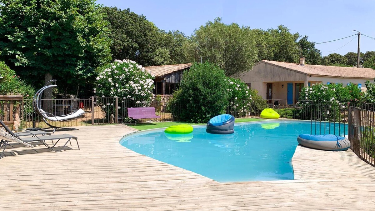 Pietra Long Salvini House | B&B Arghjola