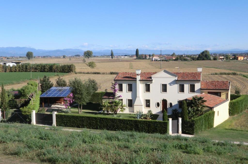Bonavigo Bed & Breakfast | B&B "Corte San Tomaso"