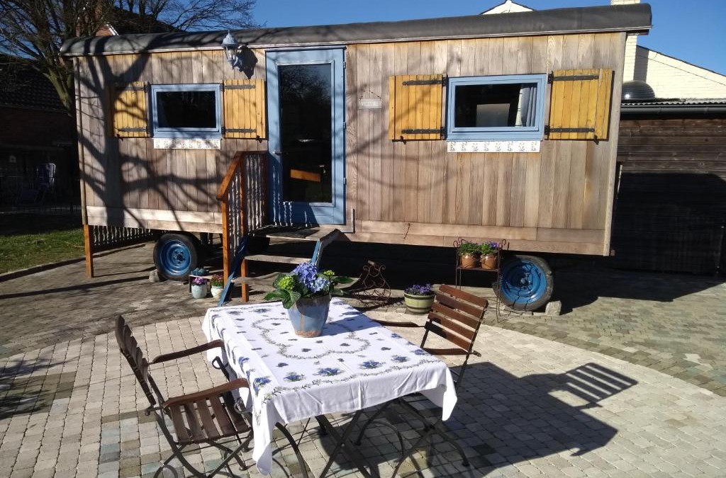 Lommel Bed & Breakfast | B&B Dream On Wheels