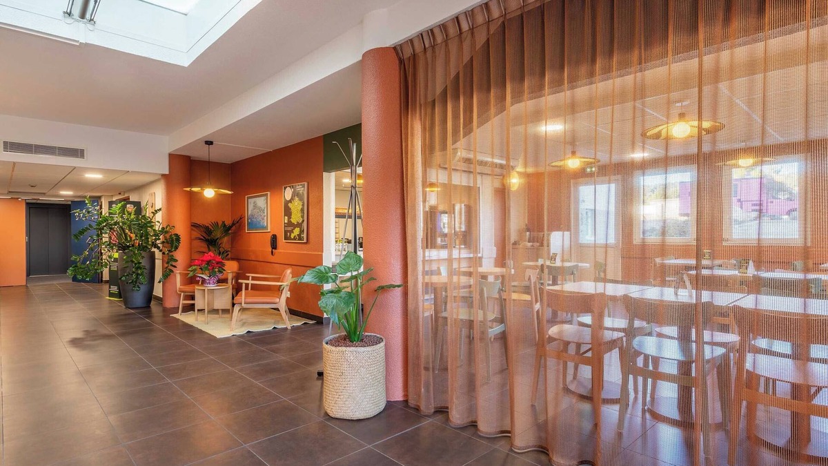 Meyreuil Hotel | B&B HOTEL Aix-en-Provence Meyreuil Sainte-Victoire