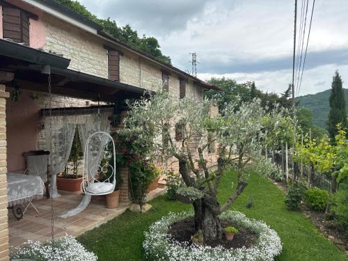 Serra Sant'Abbondio House | B&B Il Poggetto