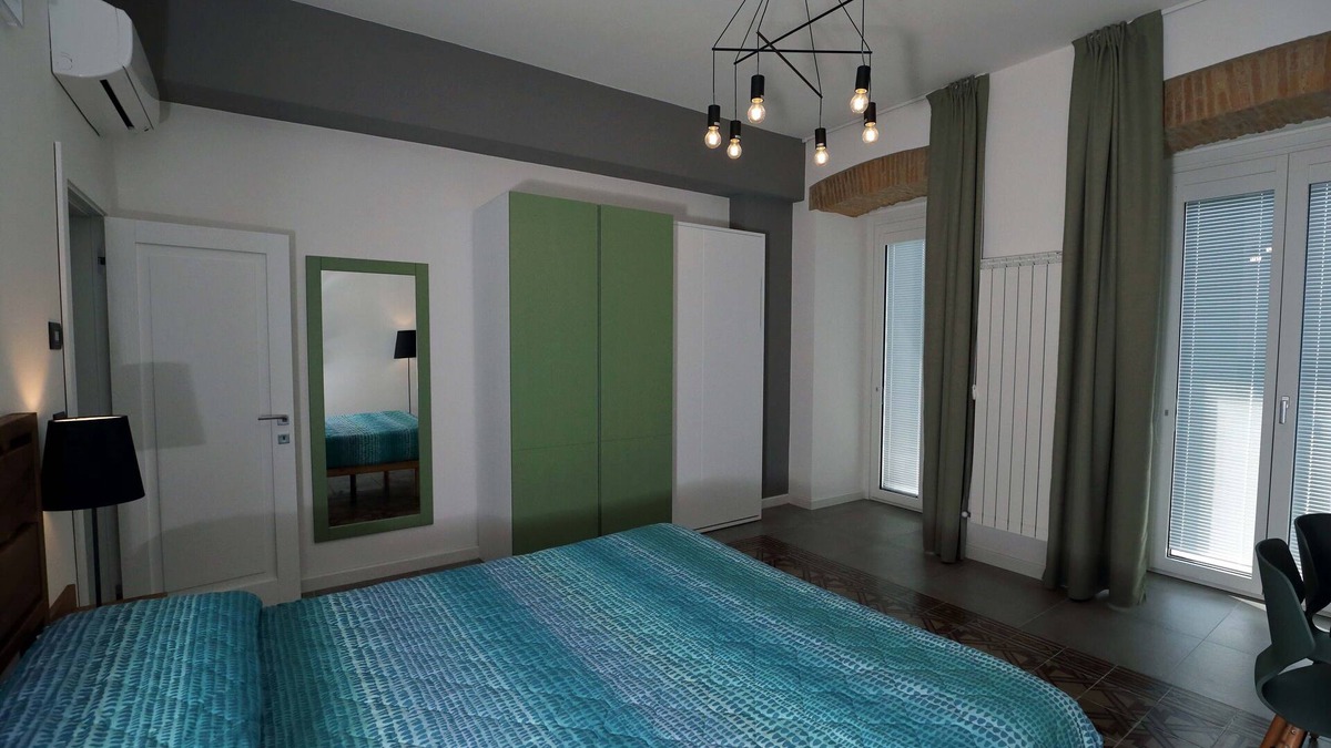 Pizzo Bed & Breakfast | b & b in the historic center, with a panoramic terrace, 400 meters from the sea