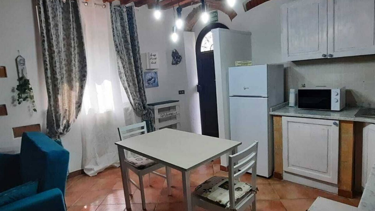Usigliano Bed & Breakfast | B&B L'angolino Two-room apartment with kitchen in Tuscany