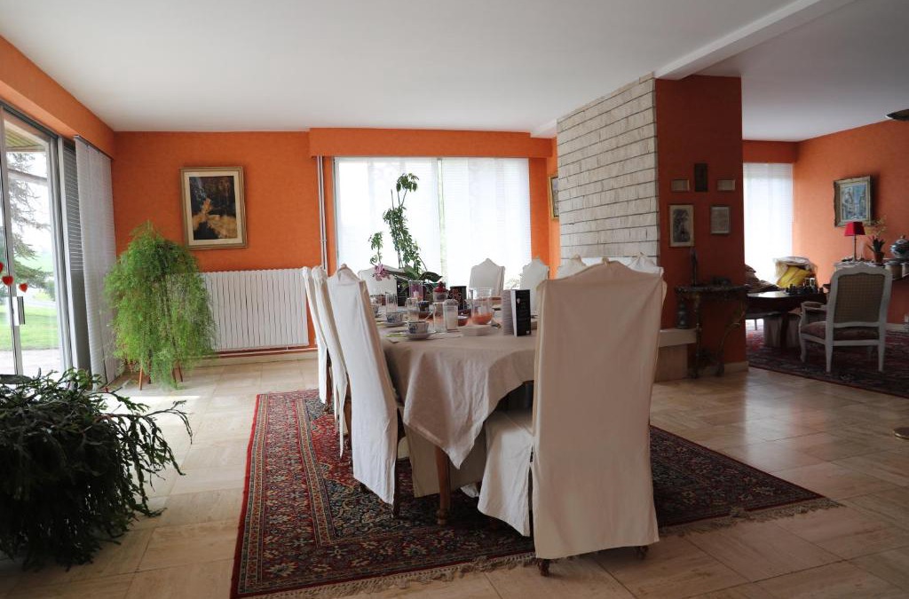 Magny-en-Vexin Bed & Breakfast | B&B La Maison de L'Aubette