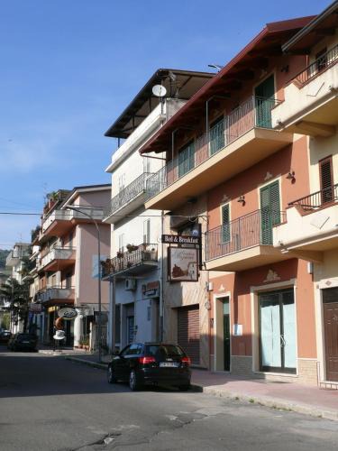 Gioiosa Ionica Bed & Breakfast | B&B La Vecchia Stazione