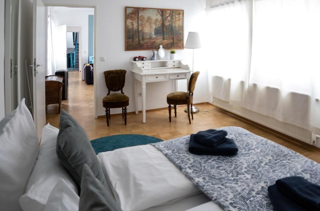 Innenstadt Bed & Breakfast | B&B MY PLACE mit Frühstückspaket - with Breakfastbox