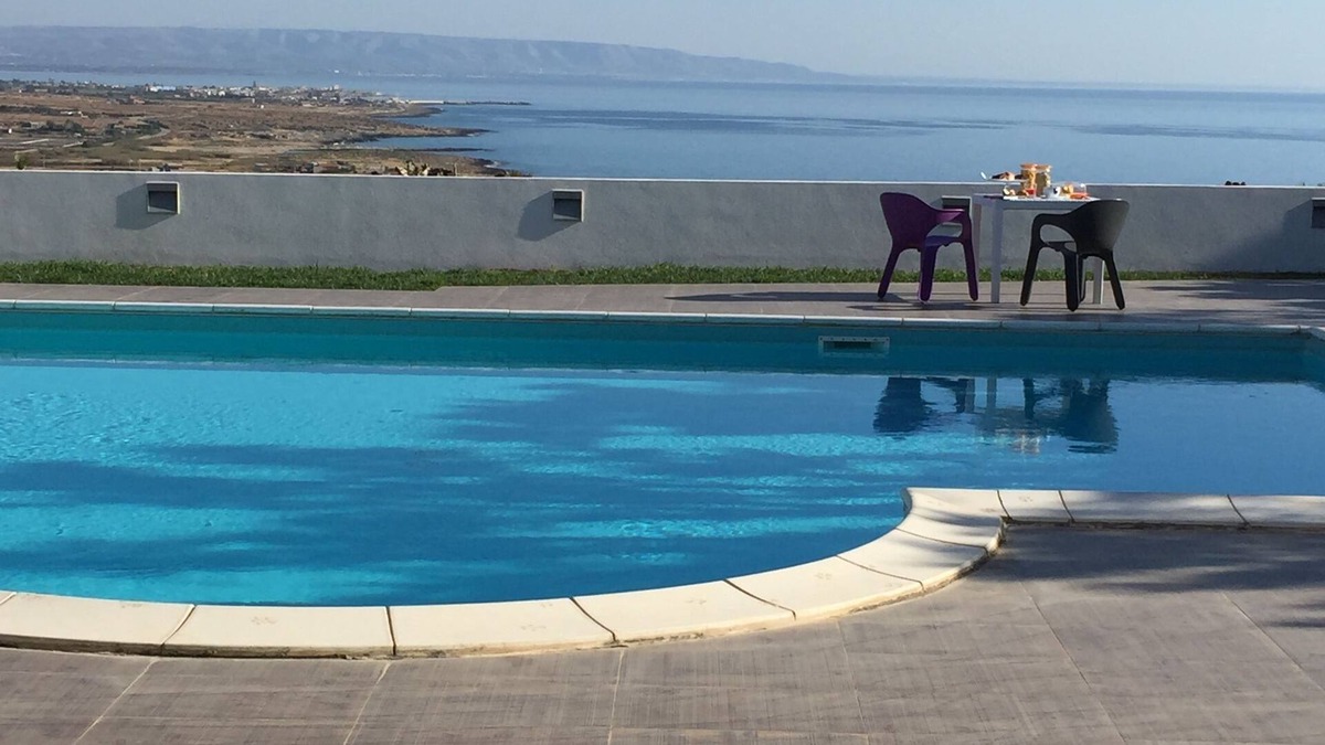 Pachino Bed & Breakfast | B&B Resort Torrefano