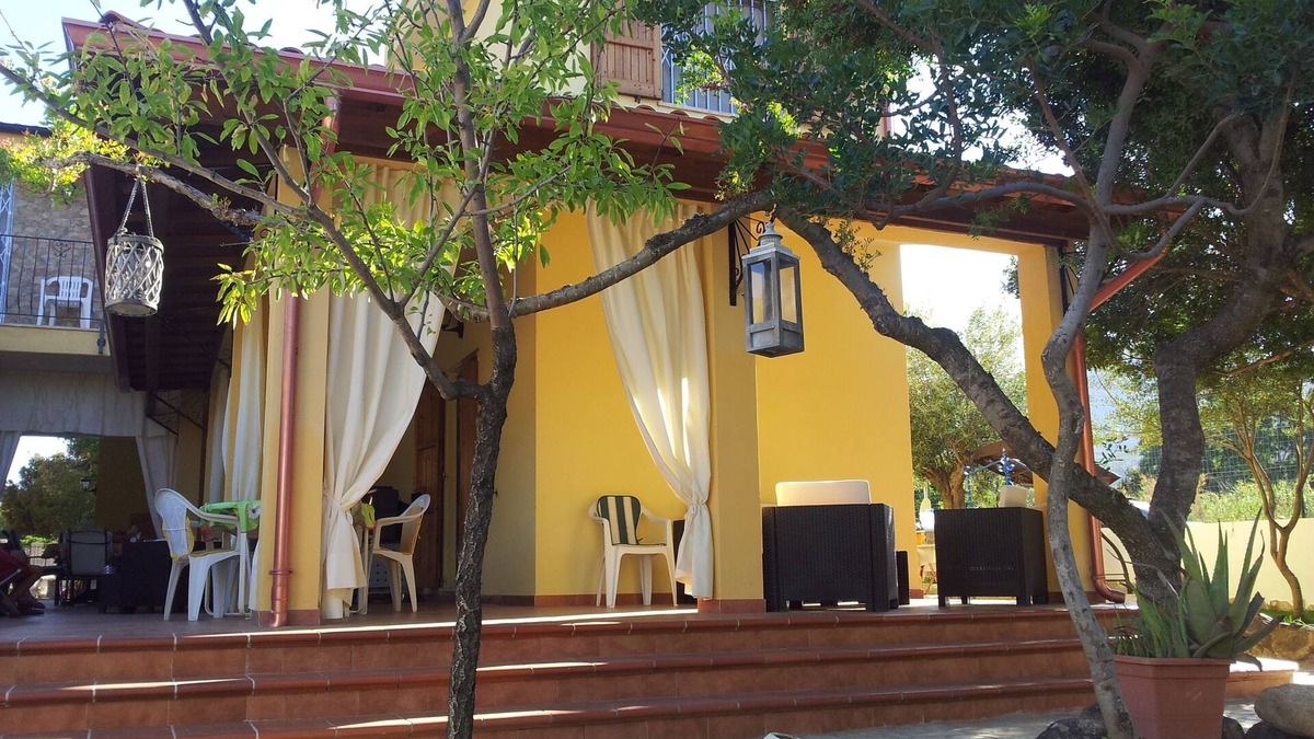 Cuili Murvoni Bed & Breakfast | B&B Sa Figu Morisca: room "Sa Modditzi"