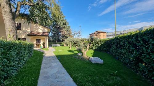 Vimercate Bed & Breakfast | B&B Villa Eden