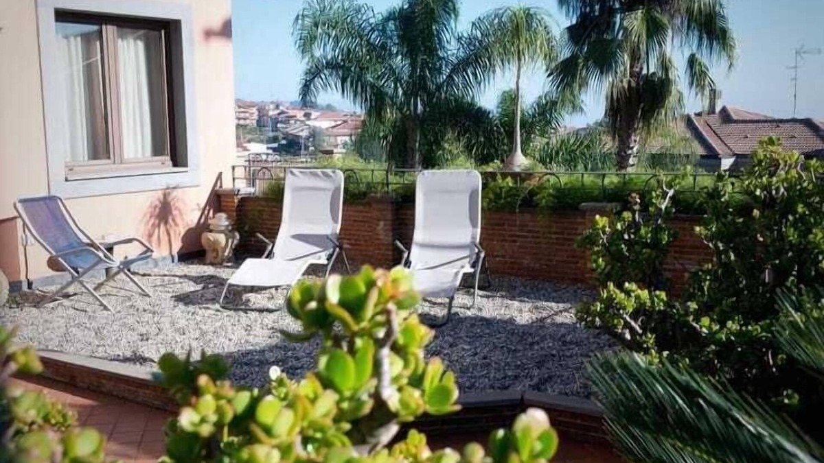 Zafferana Etnea Bed & Breakfast | B&B Villa Hirschen