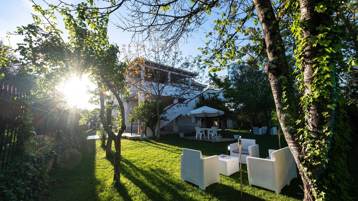 Jonadi House | B&B Villa Maracujà