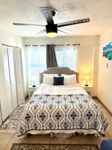 Juno Ridge Apartment | (B) Casa Azul. Minutes from the Beach & Mall