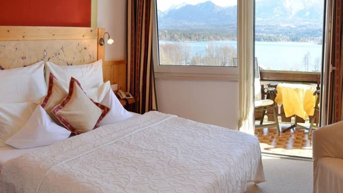 Drobollach am Faakersee House | B Double room, balcony and lake view - Biohof Naturzeit Faaker See