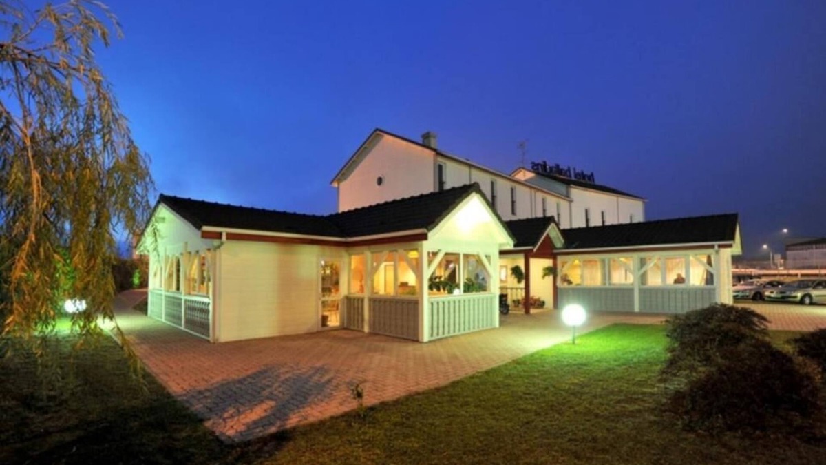 La Chapelle-Saint-Luc Hotel | B Hotel Troyes Aéroport