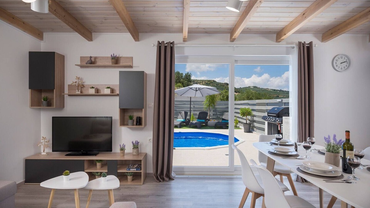 Sirili House | B&M Villa Sirili