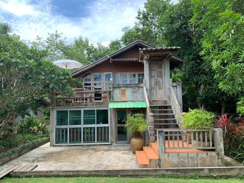 Hang Chat Resort | Baan Suan Duang Porn Resort