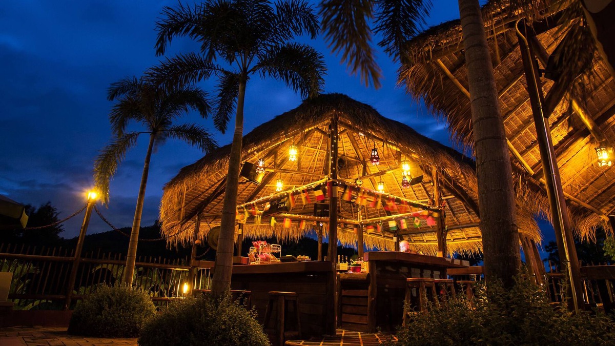 On Tai Hotel | Baanpong Lodge