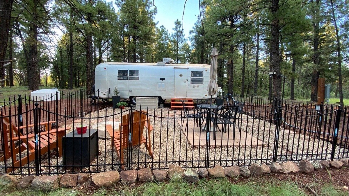 Parks House | Back in Time Retreat