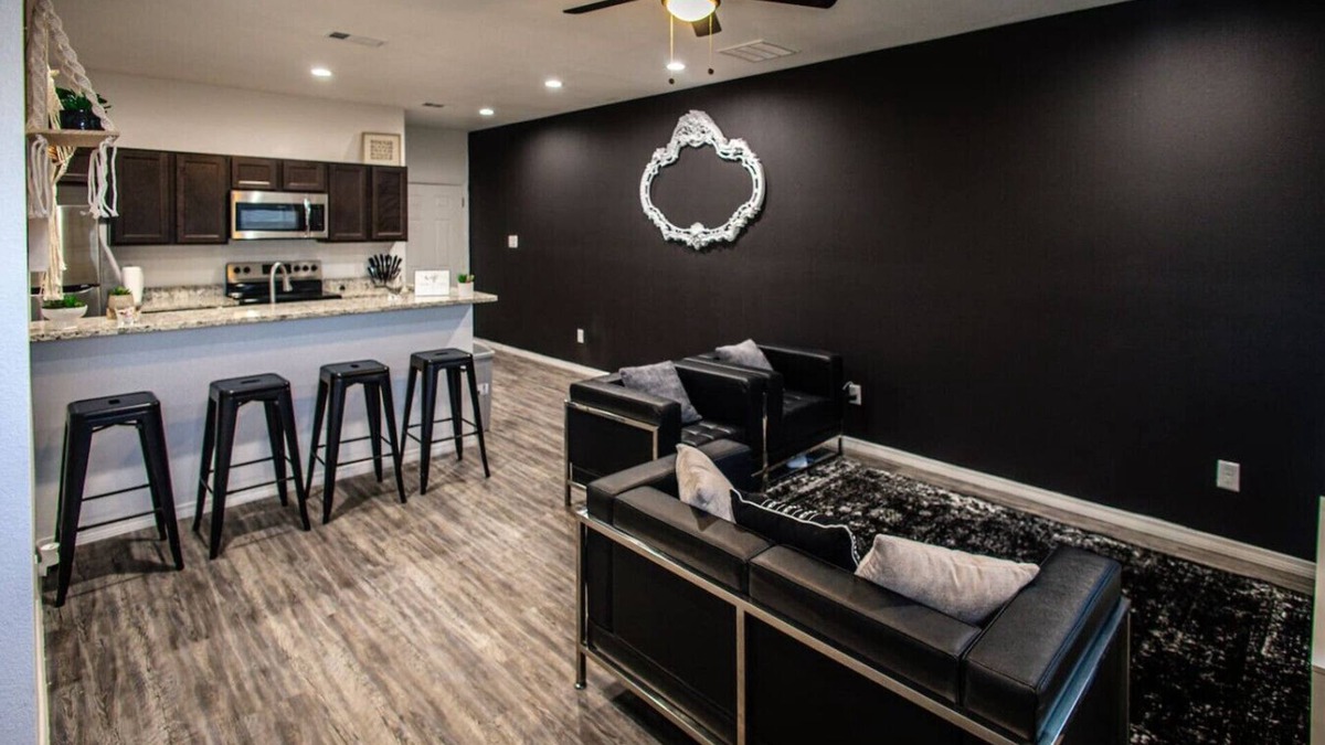 Odessa House | Back to Black Odessa TX